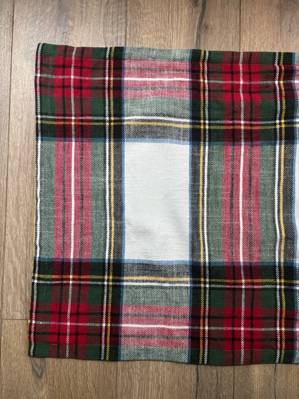 Pottery Barn Stewart Plaid Red, Green & Cream White Cotton Standard Pillow Sham